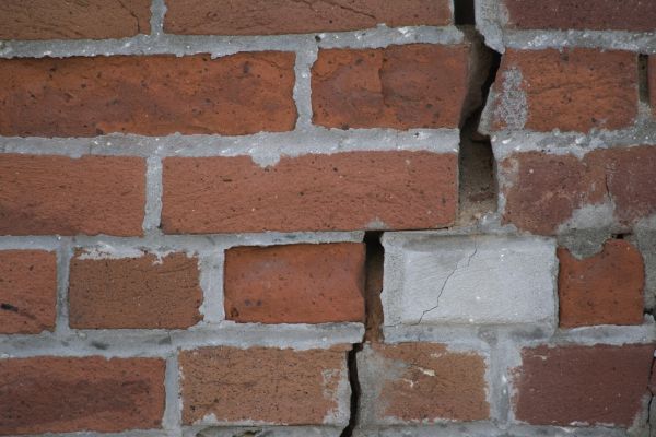House Tuckpointing in Lorain