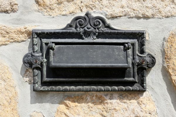 Stone Mailbox Installation in Lorain