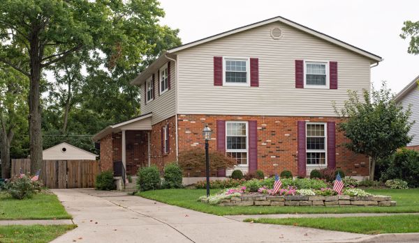 Brick Siding Construction in Lorain